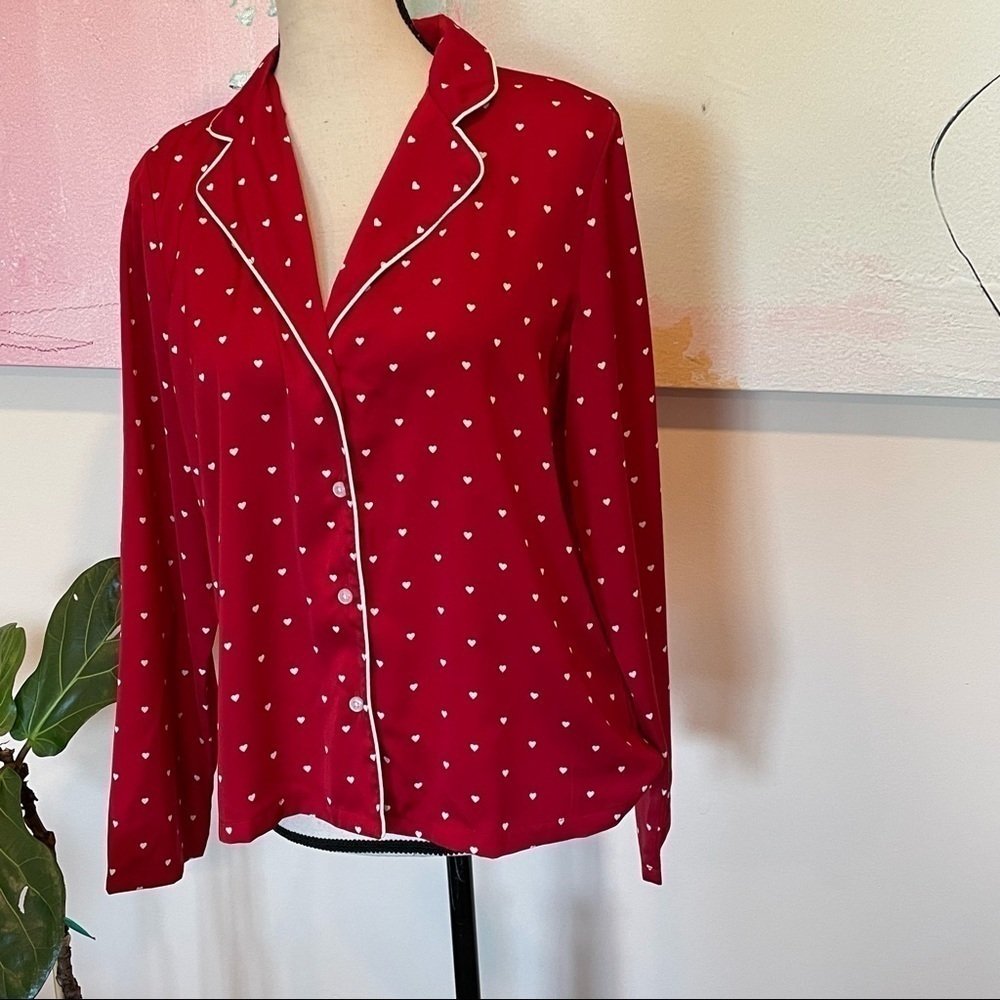 Banana Republic Pajama Shirt Button Down Long Sleeve Sz S Red White Hearts NWT.